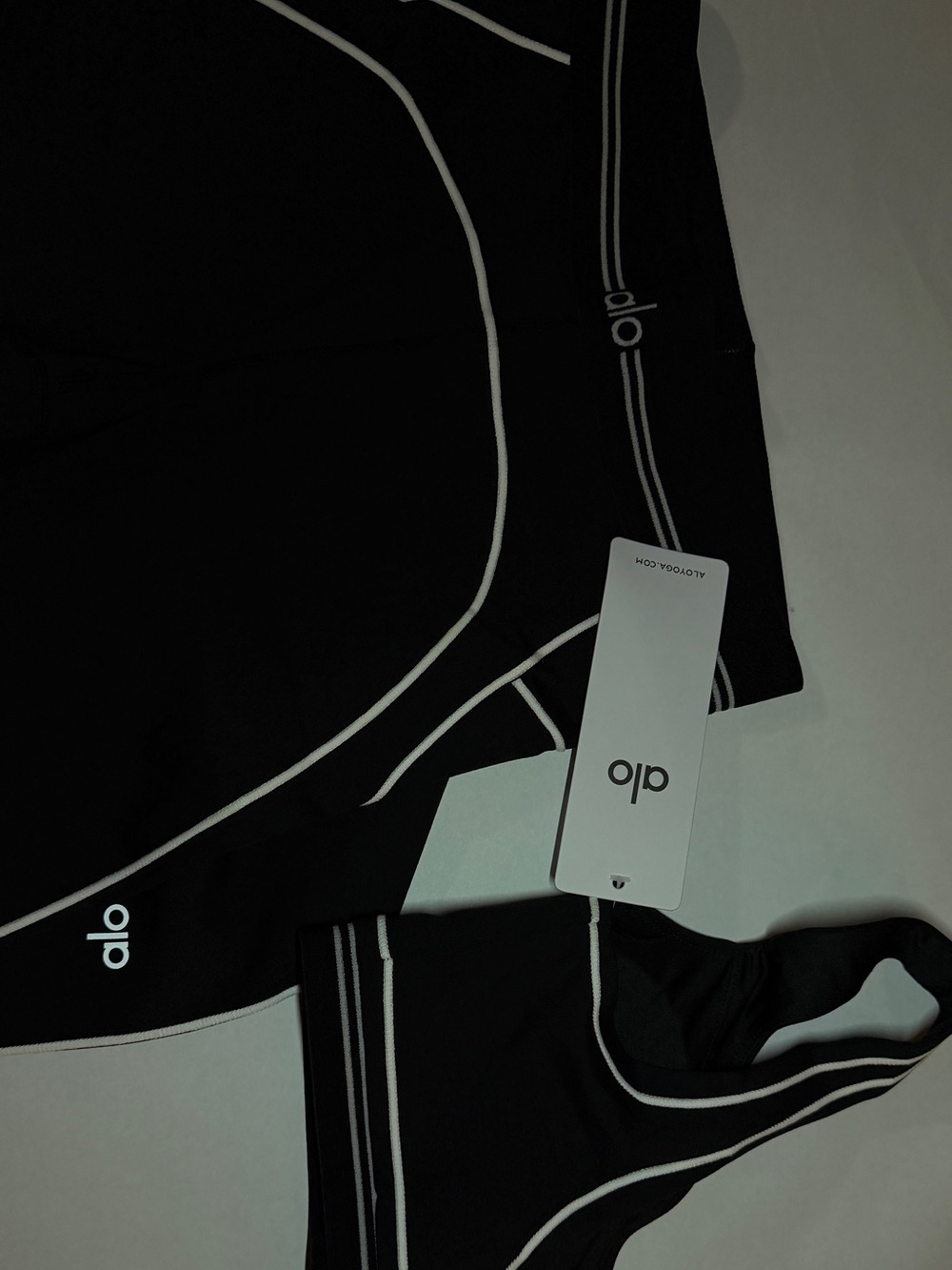 ALO Yoga Black Performance Sports Shorts - ALO Yoga